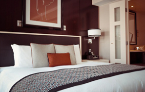 gallery/hotel-room-1447201_640